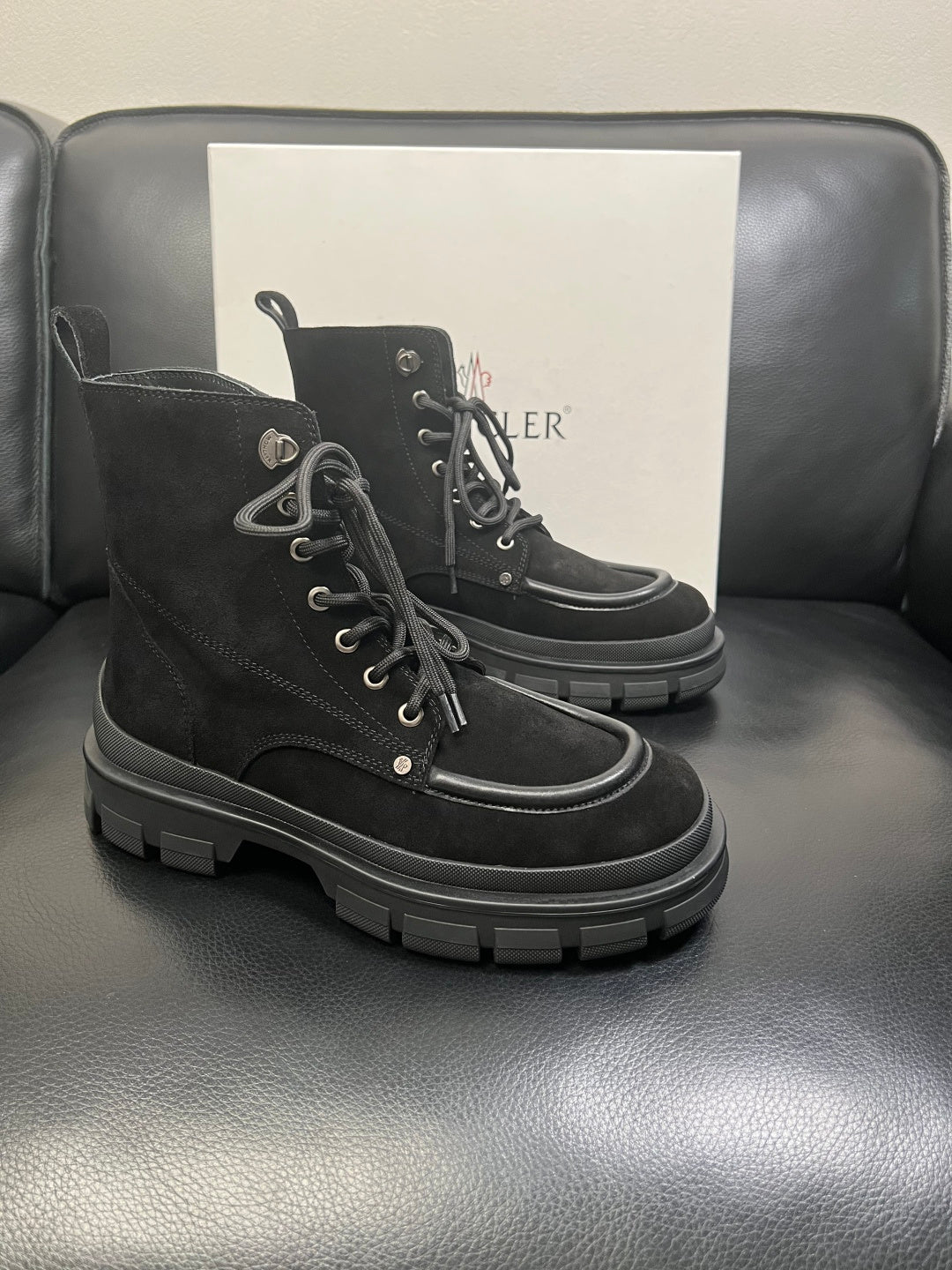 2025SS Shoelace Dr. Martens Boots
