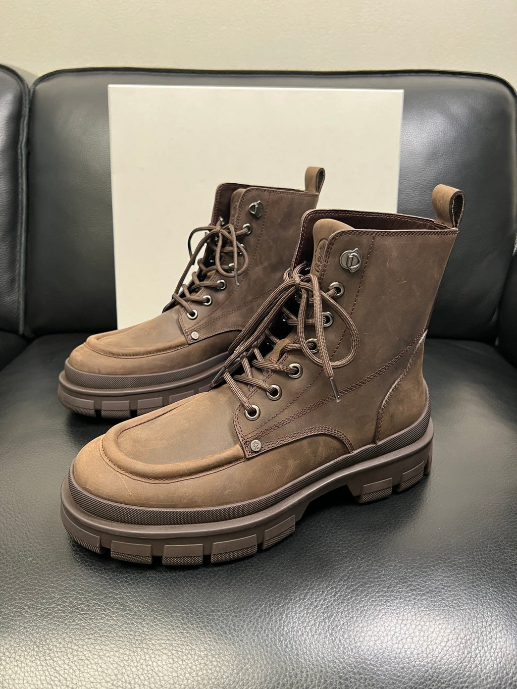 2025SS Shoelace Dr. Martens Boots